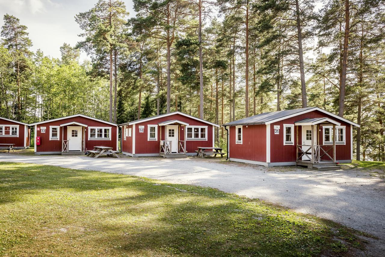 First Camp Bredsand-Enkoeping Bagian luar foto